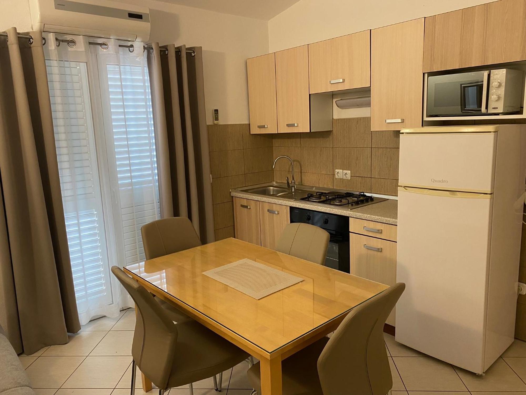 Apartments Lolo Privlaka  Eksteriør bilde